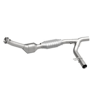 Load image into Gallery viewer, MagnaFlow Direct Fit Catalytic Converter 99-00 Ford Trucks 5.4L