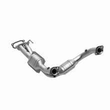 Load image into Gallery viewer, MagnaFlow Direct Fit Catalytic Converter 04-06 Ranger Front 4.0L