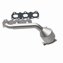 Load image into Gallery viewer, MagnaFlow Direct Fit Catalytic Converter 00 Suzuki Grand Vitara 2.5L