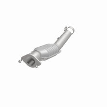 Load image into Gallery viewer, MagnaFlow Direct Fit Catalytic Converter GM 01-02 2500 Passenger Side 6L