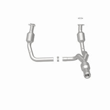 Load image into Gallery viewer, MagnaFlow Direct Fit Catalytic Converter 2015 GMC Yukon XL V8 6.2L