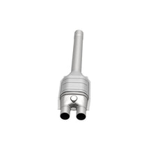 Load image into Gallery viewer, MagnaFlow Direct Fit Catalytic Converter 93-97 Chrysler 3.5L Rear Co