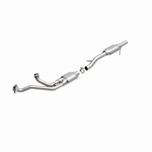 Load image into Gallery viewer, MagnaFlow DF Cat Conv 87-93 Ford Bronco 4.9L/87-95 F-150/F-250 (Non SD)/F-350 (Non SD) PU 4.9L (CA)