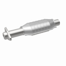 Load image into Gallery viewer, MagnaFlow Direct Fit Catalytic Converter Gm