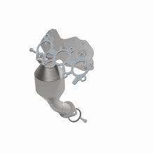 Load image into Gallery viewer, MagnaFlow Direct Fit Catalytic Converter 11-15 Sienna 3.5 Manifold