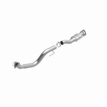 Load image into Gallery viewer, MagnaFlow Direct Fit Catalytic Converter 03-07 GM 2500/3500 Passenger Side