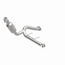 Load image into Gallery viewer, MagnaFlow Direct Fit Catalytic Converter 2009-2010 F-150 4.6 L Underbody