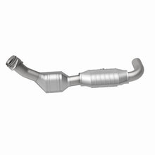 Load image into Gallery viewer, MagnaFlow Direct Fit Catalytic Converter 01 Ford Trucks 4.6L