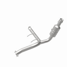 Load image into Gallery viewer, MagnaFlow Direct Fit Catalytic Converter 2009-2010 F-150 4.6 L Underbody