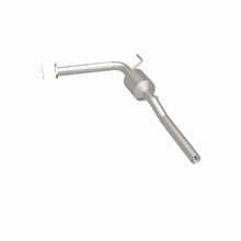 Load image into Gallery viewer, MagnaFlow Direct Fit Catalytic Converter 1993/1995 Volkswagen EuroVan 2.5L
