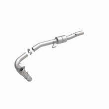 Load image into Gallery viewer, MagnaFlow Direct Fit Catalytic Converter 00-06 Chevy/GMC Driver Side 6.0L