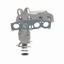 Load image into Gallery viewer, MagnaFlow Direct Fit Catalytic Converter 06-08 Toyota RAV4 2.4L