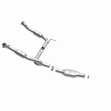 Load image into Gallery viewer, MagnaFlow Direct Fit Catalytic Converter Explorer 02-04 4.6L