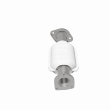 Load image into Gallery viewer, MagnaFlow Direct Fit Catalytic Converter 01/20/00-01 Jeep Cherokee 4.0L Rear (49 State)