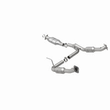 Load image into Gallery viewer, MagnaFlow Direct Fit Catalytic Converter Explorer 02-04 4.6L