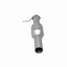 Load image into Gallery viewer, MagnaFlow Direct Fit Catalytic Converter 03-05 Ford F250/350 SD 6.0