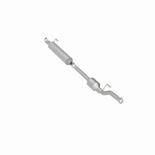 Load image into Gallery viewer, MagnaFlow Direct Fit Catalytic Converter 2002-2006 Sprinter 2500 2.7 L Underbody