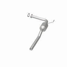 Load image into Gallery viewer, MagnaFlow Direct Fit Catalytic Converter 1993/1995 Volkswagen EuroVan 2.5L
