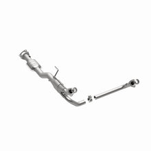 Load image into Gallery viewer, MagnaFlow Direct Fit Catalytic Converter 00-04 Astro 4.3L