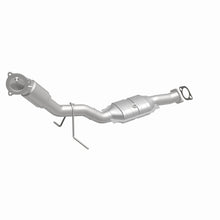 Load image into Gallery viewer, MagnaFlow Direct Fit Catalytic Converter 03-04 Volvo V70 2.5L
