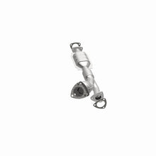 Load image into Gallery viewer, MagnaFlow Direct Fit Catalytic Converter 00-03 Saturn LS Series/LW Series 3.0L Rear (49 State)