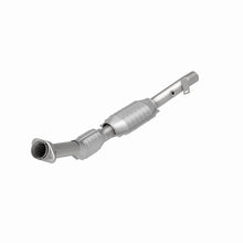 Load image into Gallery viewer, MagnaFlow Direct Fit Catalytic Converter 01 Ford Lightning Passenger Side