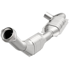 Load image into Gallery viewer, MagnaFlow Direct Fit Catalytic Converter 01 Ford Trucks 4.6L