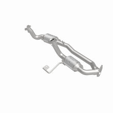 Load image into Gallery viewer, MagnaFlow Direct Fit Catalytic Converter 01-03 Windstar 3.8 OEM