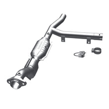 Load image into Gallery viewer, MagnaFlow Direct Fit Catalytic Converter 97-98 Ford Trucks 4.6L