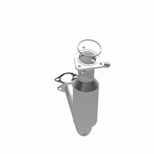 Load image into Gallery viewer, MagnaFlow Direct Fit Catalytic Converter 2000 and 2002 Ford Focus 2.0