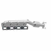 Load image into Gallery viewer, MagnaFlow Direct Fit Catalytic Converter 07 Titan 5.6L P/S manif OEM