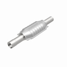 Load image into Gallery viewer, MagnaFlow Direct Fit Catalytic Converter Grand Cherokee-Wrangler 93-