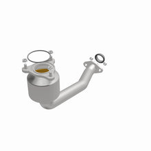 Load image into Gallery viewer, MagnaFlow Direct Fit Catalytic Converter 04-06 Suzuki Aerio 2.3L (CA Emissions)