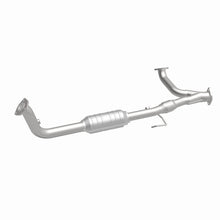 Load image into Gallery viewer, MagnaFlow Direct Fit Catalytic Converter 96-97 3.2L Passport D/S A/T