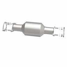 Load image into Gallery viewer, MagnaFlow Direct Fit Catalytic Converter 03-06 Kia Sorento 3.5L Rear (49 State)