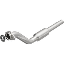 Load image into Gallery viewer, MagnaFlow Direct Fit Catalytic Converter 1996 Buick LeSabre 3.8