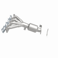 Load image into Gallery viewer, MagnaFlow Direct Fit Catalytic Converter 04-05 Chevrolet Malibu/Classic 2.2L (CA Emissions)
