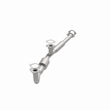 Load image into Gallery viewer, MagnaFlow Direct Fit Catalytic Converter 96-00 Chrysler Sebring 2.5L