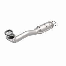 Load image into Gallery viewer, MagnaFlow Direct Fit Catalytic Converter 10-11 Honda CR-V 2.4L
