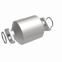 Load image into Gallery viewer, MagnaFlow Direct Fit Catalytic Converter 93-97 Geo Prizm-Toyota Celi