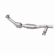 Load image into Gallery viewer, MagnaFlow Direct Fit Catalytic Converter 99-00 Ford Trucks 5.4L
