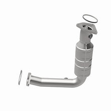 Load image into Gallery viewer, MagnaFlow Direct Fit Catalytic Converter 00-04 Ford Focus 4.2L M/T