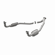 Load image into Gallery viewer, MagnaFlow DF Cat. Conv 97 Land Rover Defender 90 4.0L Y-Pipe Assy / 96-99 Discovery 4.0L Y-Pipe Assy