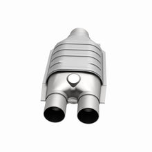 Load image into Gallery viewer, MagnaFlow Universal Catalytic Converter 96-96 Toy Supra 3.0L Turb