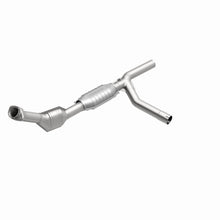 Load image into Gallery viewer, MagnaFlow Direct Fit Catalytic Converter 97-99 Ford Vans 4.6L