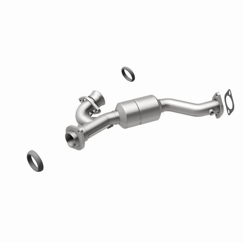 MagnaFlow Direct Fit Catalytic Converter 01-03 Montero 3L Passenger Side Front OEM