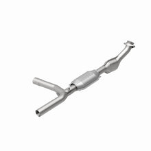 Load image into Gallery viewer, MagnaFlow Direct Fit Catalytic Converter 97-99 Ford Vans 4.6L