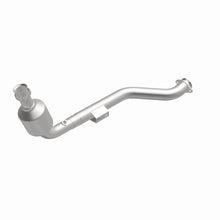 Load image into Gallery viewer, MagnaFlow Direct Fit Catalytic Converter Mercedes CLK320 01-03 Passenger Side OEM