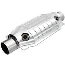 Load image into Gallery viewer, MagnaFlow Universal Catalytic Converter 2.25 Dual O2 Boss