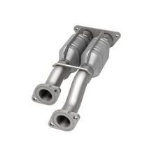 Load image into Gallery viewer, MagnaFlow Direct Fit Catalytic Converter Explorer-Mountaineer 96-98
